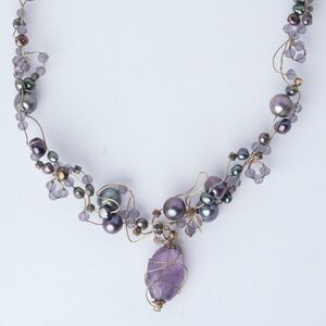 VINTAGE Necklace‎ By Lynda Caris Of Muse IX
Hawaii B6